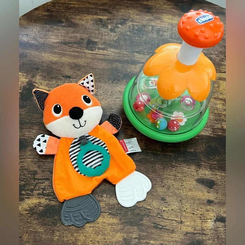 BUNDLE: Chicco Daisy Ball Spinner + infantino fox teether toy.